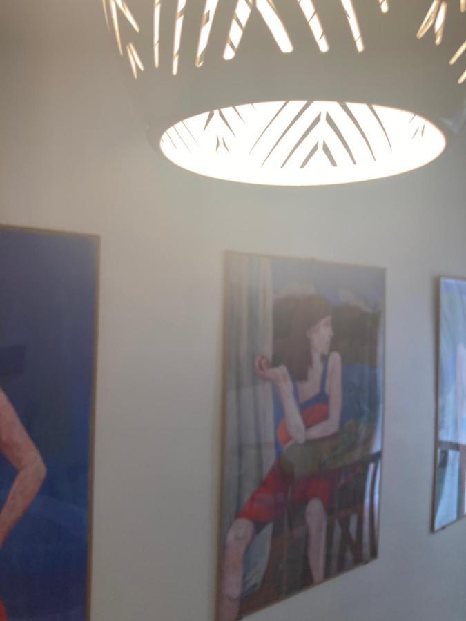 Serene Sixteen - Valence Centre Ville Luaran gambar